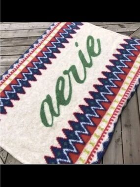 aerie cream blanket Green Logo and Multicolor Geometric Border